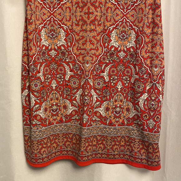 Max Studio size L red patterned dress, knee length with 3/4 length sleeves - Picture 4 of 5